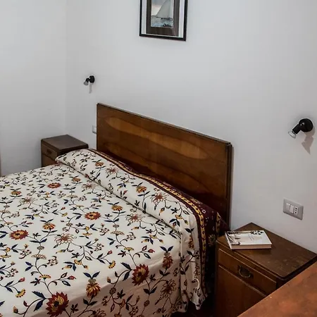 La Titina Casa Apartment *